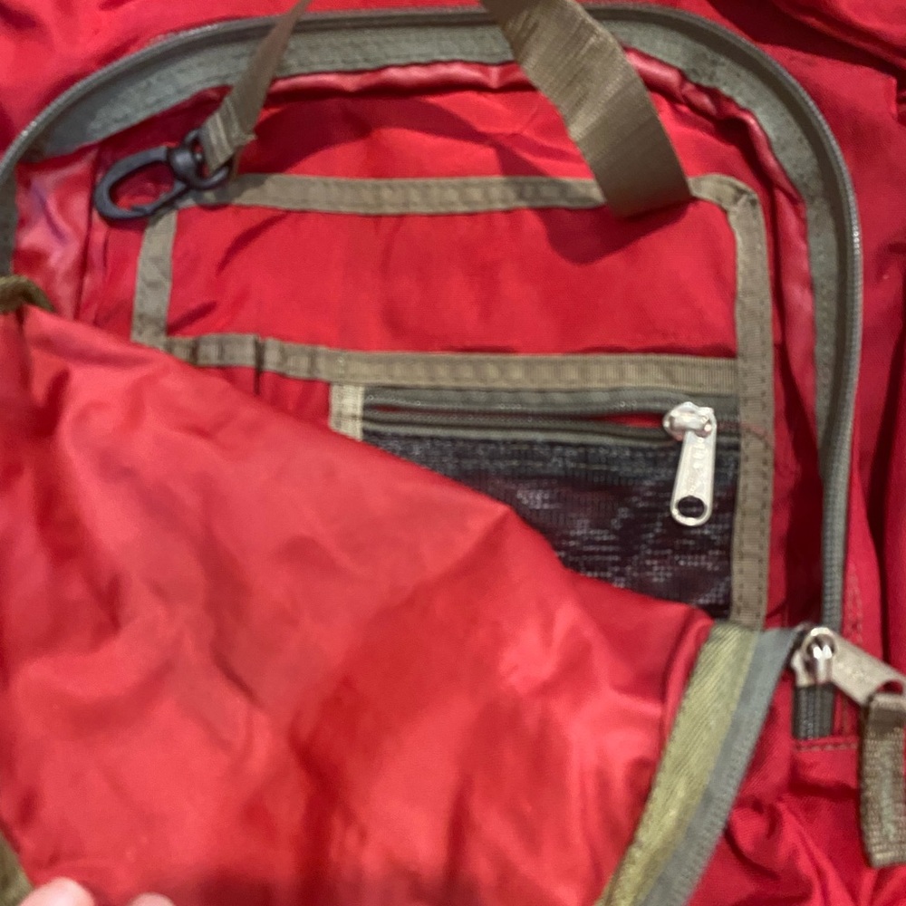 L.L.bean Red Deluxe Backpack - Picture 3 of 4